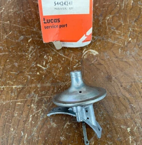 TRIUMPH 521014 STAG MK I VACUUM UNIT FITTED UP TO LE20000E - Picture 1 of 6