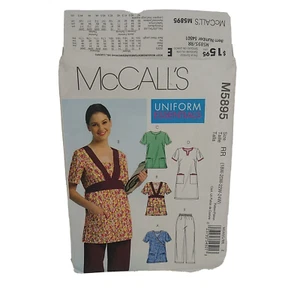 McCall's M5895 Scrubs Size 18W-24W sewing pattern New 2009 Envelope Damage - Imagen 1 de 3