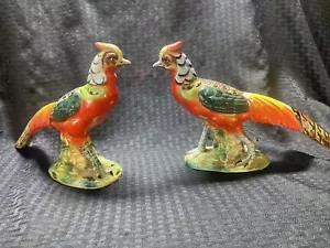 Par de estatuillas coloridas grandes pintadas a mano de faisán de cerámica vintage de Japón de los años 50 - Imagen 1 de 11