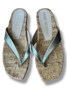 Sandali Stuart Weitzman in pelle metallizzata taglia 7,5 platino oro sottopiede in sughero - Foto 1 di 7