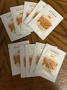 10 Perfectly Posh Fresh Creamy Milk Samples - Picture 1 of 1