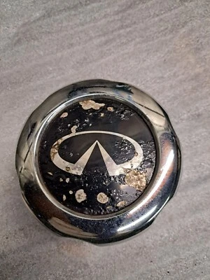 97 98 99 00 01 02 INFINITI QX4 原始设备制造商中心集线器盖 73649 4031589P15 1 破损标签 — 第 1/2 张图片