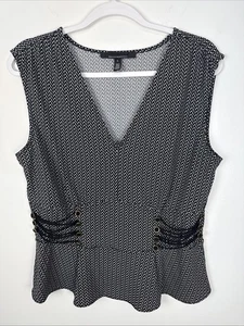 Camiseta sin mangas White House Black Market mate botón peplum negra blanca con talla L - Imagen 1 de 7