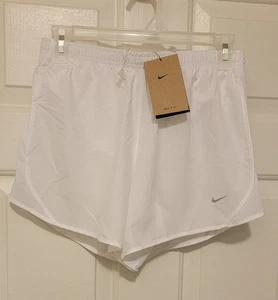 Nike Dri Fit Youth XL Running Shorts White Girls - Picture 1 of 3