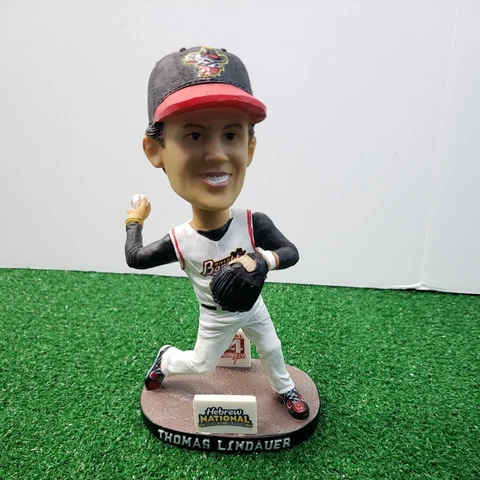 THOMAS LINDAUER BOBBLEHEAD QUAD CITIES RIVER BANDITS 5/23/15 SGA NO BOX MiLB Cover