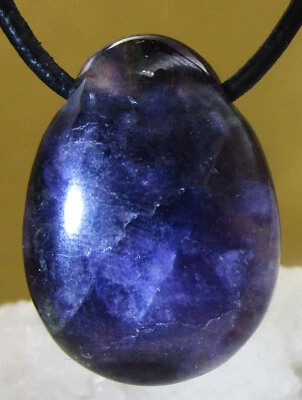 REGENBOGEN  FLUORIT A-QUALITÄT Edelstein  Anhänger  TROMMELSTEIN  gebohrt  Nr.90 - Bild 1 von 2