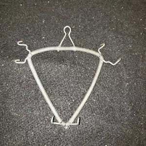 Antiker Drahtplattenaufhänger 4" x 4" x 4" - Bild 1 von 3