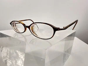 Marcos ovalados Valentino marrón tortuga hechos en Italia 5291-04L (47-16-125) C7-14 - Imagen 1 de 12