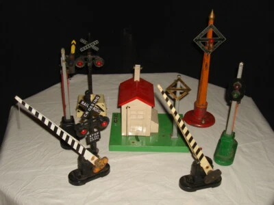 7- Vintage. Lionel & Am. Señales de cruce de ferrocarril de pre/posguerra Flyer calibre O  Foto 1 de 4