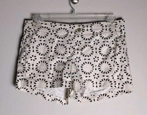J. Crew Neutral Beige Black Mosaic Print Stretch Chino Shorts 6 - Picture 1 of 3