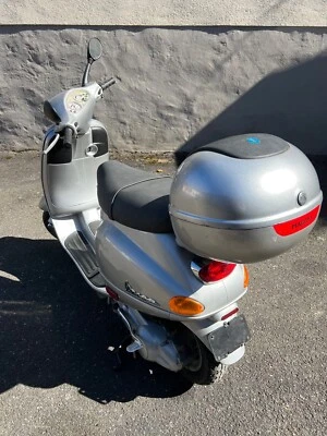 Vespa Piaggio ET4 125 - Bild 1 von 4