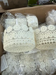 88 gehäkelte gestärkte geformte Spitze Korb Schale Hochzeit Blumen Dekor - Bild 1 von 4