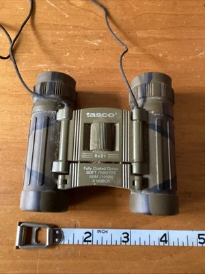 Tasco Small Binoculars Model 165BCR With Case 8x21 Outdoor Camo Tested - Image 1 of 4