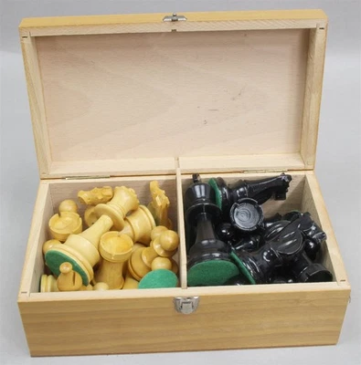 Ajedrez de boj Staunton vintage para hombre con caja de almacenamiento de madera HECHO EN FRANCIA Foto 1 de 4