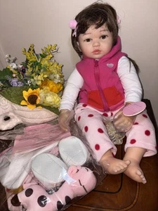 Bambola Reborns Femmina in Silicone Morbido 60 Cm Bambole Reborn CON SCATOLA - Foto 1 di 2