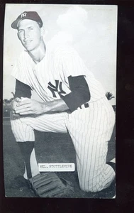 1960's J.D. McCarthy Baseball Postcard Mel Stottlemeyer New York Yankees EX+ - Picture 1 of 2
