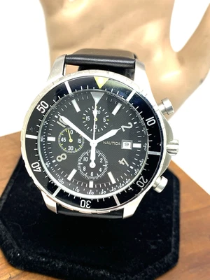 Reloj Hombre Nautica N18513 Cuarzo Cronógrafo Esfera Negra Correa Cuero 45mm Foto 1 de 4