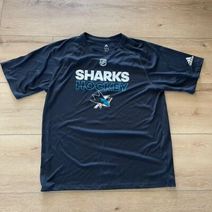 Maglietta Adidas uomo adulto taglia M nera NHL squali hockey atletico casual po - Foto 1 di 5
