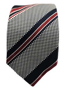 HUGO BOSS Skinny Performance Tie Navy & Red Striped Water-Repellent 60 x 2 3/8" - Picture 1 of 9