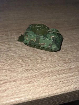 Hot Wheels Mattel 1983 Malaysia Army Tank Vehicle Toy - Image 1 of 4