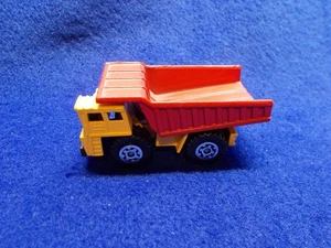 Matchbox Superfast #58 Yellow Dump Truck, Red Dumper - Picture 1 of 3