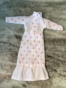 Vintage 90er Barbie Puppe Clone weißes Maxikleid mit Rosenknospen - Bild 1 von 6