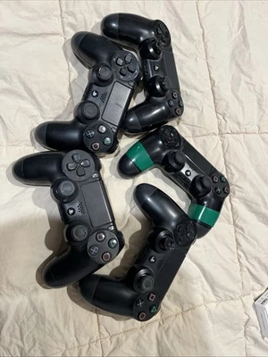 5 Ps4 PlayStation 4 Controllers Used Few Worn Buttons Untested - Image 1 of 4