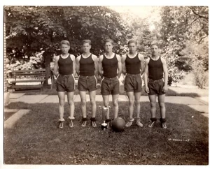 St. Francis Basketball Squda Team Photo 8 x 10 1927 VINTAGE ORIGINAL Photograph - Picture 1 of 2