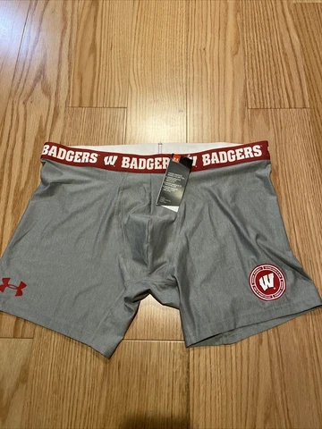 Under Armour Wisconsin Badgers Sanitary Short Player Issue Sz XL UW3038 Rare Cover