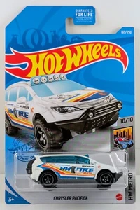 Chrysler Pacifica / White / Hot Wheels / Treasure Hunt / 2021 - Picture 1 of 1