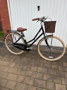 Pendleton Ashwell Classic Ladies Bike with Basket & Kickstand - Great Condition - Picture 1 of 7