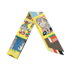 HERMES Twilly "Grand Theatre Nouveau" Seide 100% Jaune Vif/Grün/Rot - Bild 1 von 7