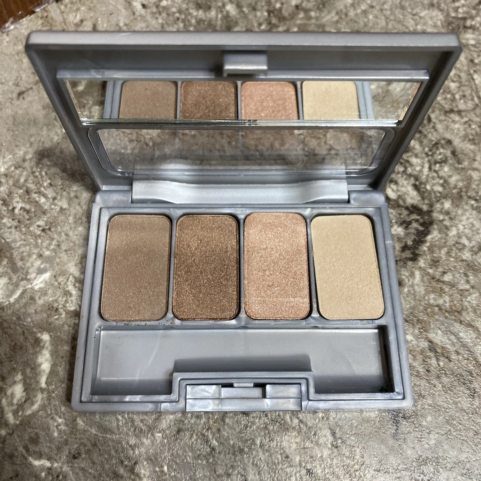 PHYSICIANS FORMULA Matte Collection Quad Eyeshadow Metallic Nudes (Read) - Image 1 of 4