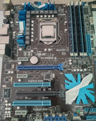 Scheda Madre Asus P7P55D-E + CPU INTEL I3-530 + 16GB DDR3 - Immagine 1 di 4