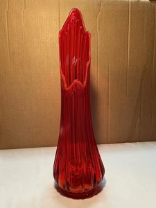 Vintage L.E.Smith Amberina Red Ribbed 22" 6 Finger Wide Bottom Stretch Vase - Picture 1 of 6