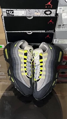 Nike Air Max 95 OG Neon Yellow Green Black 2020 Mens Size 10 Rare CT1689-001 - Image 1 of 4
