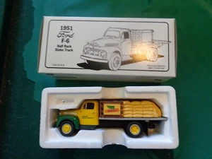 First Gear Dekalb Genetics 1951 Ford F-6 Half Rack Stake Truck #10-1641 1:34 NIB - Picture 1 of 6