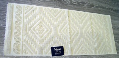 $40 NUEVO CON ETIQUETAS Nuevo NOURISON Nuevo Castillo Tribal Diamante ALFOMBRA ACENTO Marfil 20x50" Foto 1 de 4