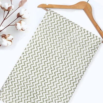 Tela de algodón india bloque a mano en zig zag acolchado vestido para hacer tela por yarda Foto 1 de 4