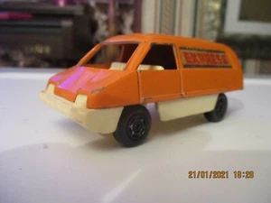 Furgoneta CORGI CUBS Sin Embalaje 10.cm Largo Librea Express - Imagen 1 de 8