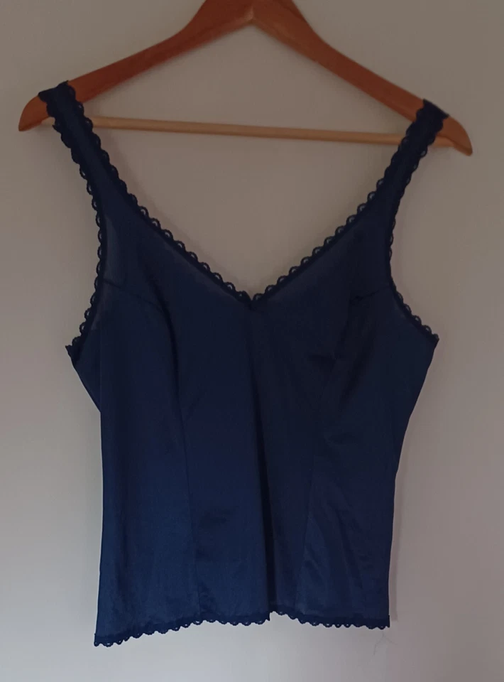 Camisola vintage Warners azul oscuro encaje ribete nailon talla 34 EE. UU. Foto 1 de 1