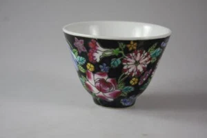 CHINESE VINTAGE FAMILLE ROSE JING DE ZHEN THOUSAND FLOWERS SMALL CUP - Bild 1 von 7