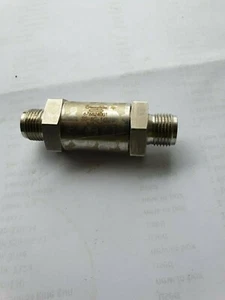 SWAGELOK SS-6C-1/3 CHECK VALVE (r1s4.6b1) - Picture 1 of 2