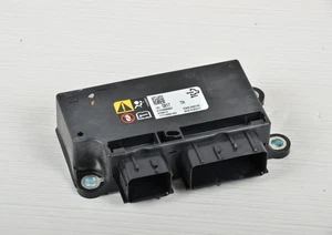 2017-2023 Chevy Chevrolet GMC Buick Cadillac Control Module 13510817 OEM - Picture 1 of 6
