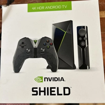 NVIDIA Shield TV (2017) 16 GB 4K HDR Android TV Box con telecomando, controller e scatola - - Immagine 1 di 4