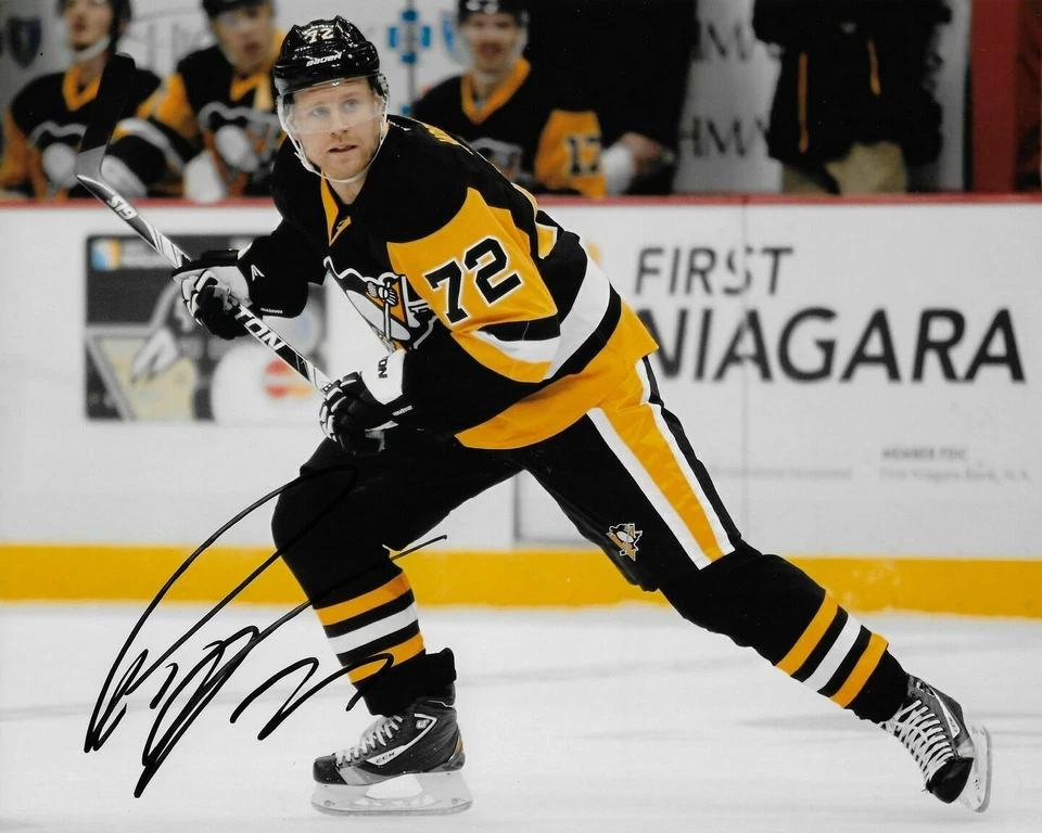 Pittsburgh Penguins Patric Hornqvist Signed Photo 8x10 COA 1 - Image 1 of 1