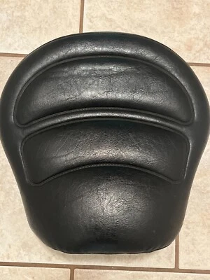 Asiento trasero tándem genuino Yamaha 99-00 Royal Star Venture XVS1300 4XY-24750-00-00 Foto 1 de 4