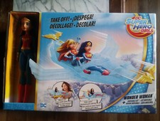 DC Super Hero Girls - Wonder Woman & Invisible Jet play set.