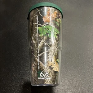 Tervis Tumbler /  24 Oz - RealTree Camo Print - Hot & Cold Liquids / Brown Lid - Picture 1 of 6