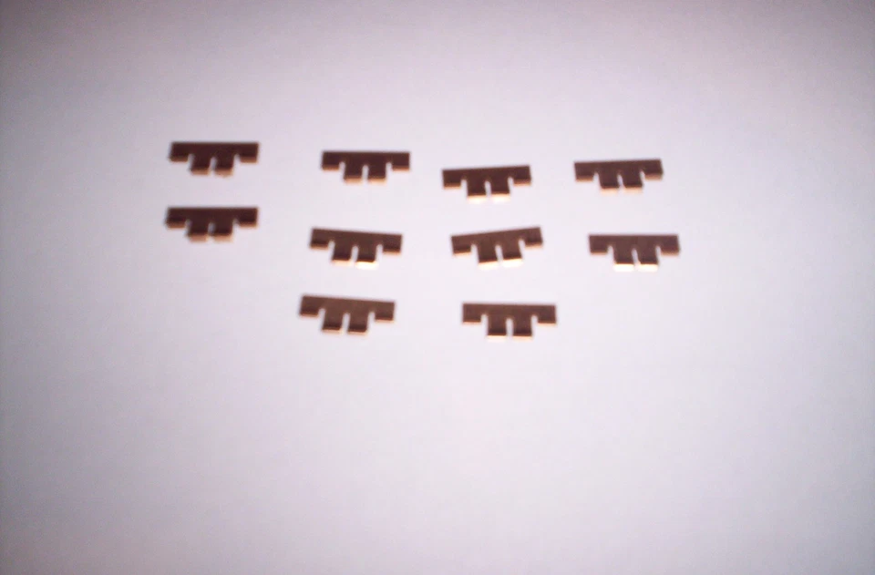 LIONEL PARTS  31-45 SUPER O POWER BUS CONNECTOR (10) - Image 1 of 1